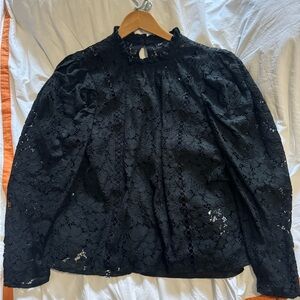 Express Lace Puff Black Sleeve top